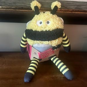 Aroma Home Hug Snug bee stuffed animal